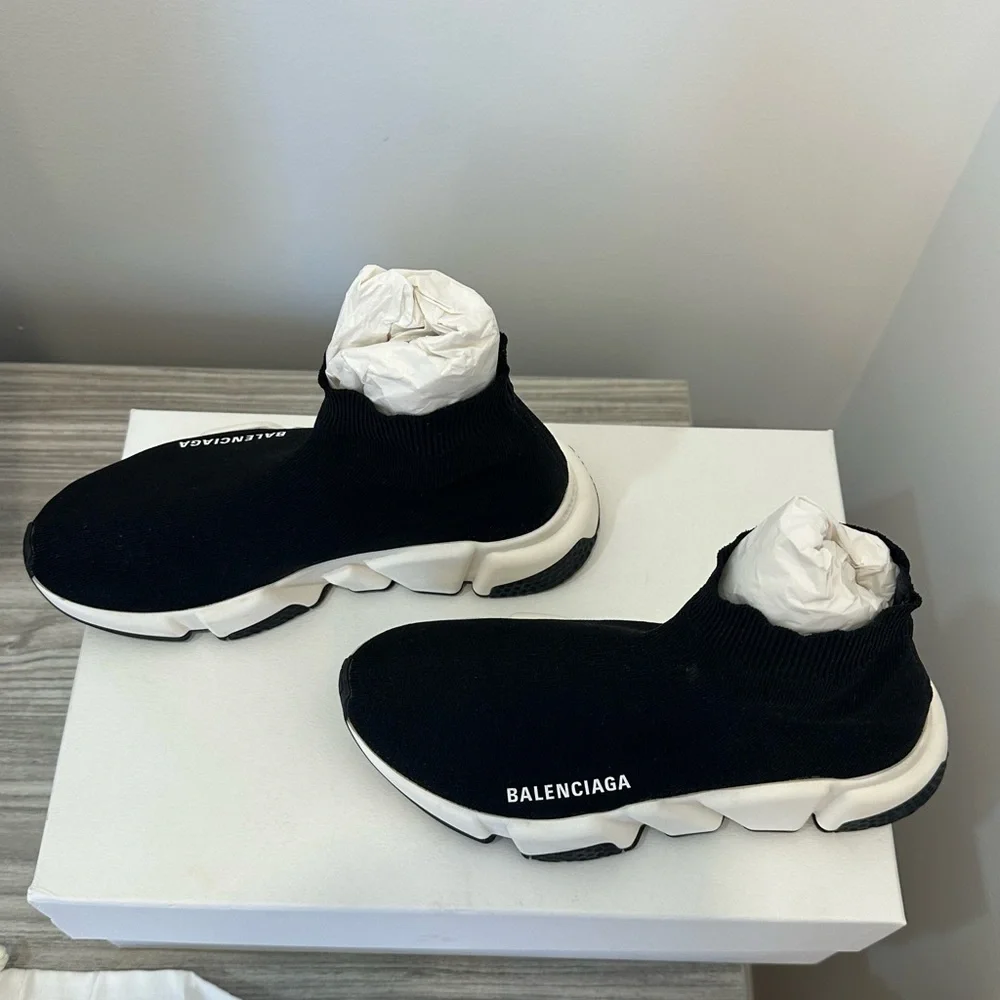 Balenciaga Running Shoes - Picture 4 of 9